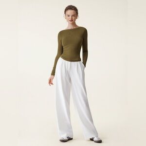 NWT OGL MaxWarmBoatneck Long Sleeve Brami Top In Brown
$49MSRP